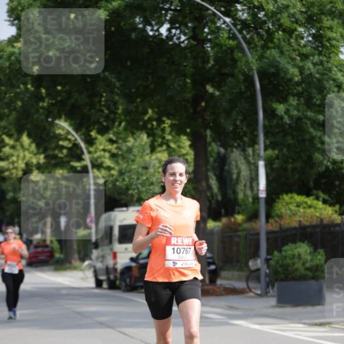 15.06.2025 - REWE Women's Run Jannik Wohlers http://msf.ph/oto/7954540 15.06.2025 08:49:44 Laufen 10767 meine-sportfotos.de