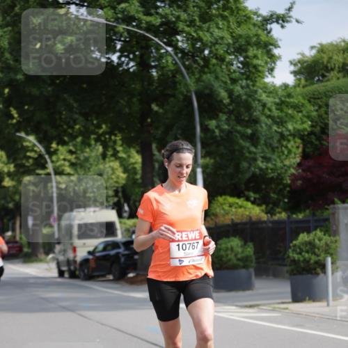 15.06.2025 - REWE Women's Run Jannik Wohlers http://msf.ph/oto/7954552 15.06.2025 08:49:44 Laufen 10767 meine-sportfotos.de
