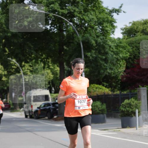 15.06.2025 - REWE Women's Run Jannik Wohlers http://msf.ph/oto/7954553 15.06.2025 08:49:45 Laufen 10767 meine-sportfotos.de