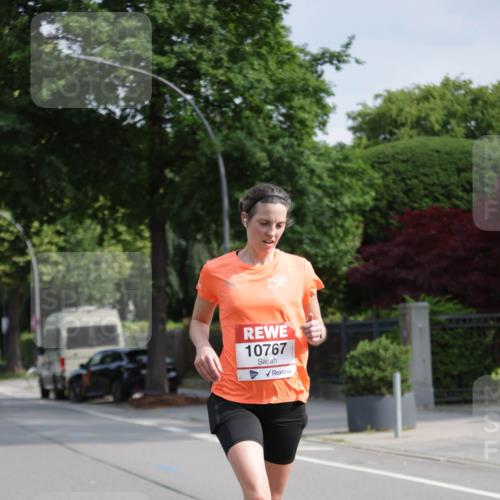 15.06.2025 - REWE Women's Run Jannik Wohlers http://msf.ph/oto/7954563 15.06.2025 08:49:45 Laufen 10767 meine-sportfotos.de