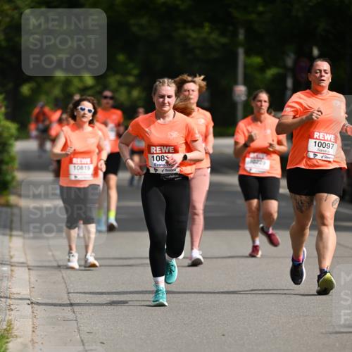15.06.2025 - REWE Women's Run Dr. Thomas Lammeyer http://msf.ph/oto/7954571 15.06.2025 09:44:23 Laufen 10819, 108, 10229, 10097 meine-sportfotos.de