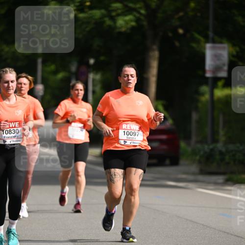 15.06.2025 - REWE Women's Run Dr. Thomas Lammeyer http://msf.ph/oto/7954579 15.06.2025 09:44:24 Laufen 10830, 10097 meine-sportfotos.de