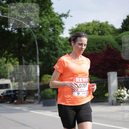 15.06.2025 - REWE Women's Run Jannik Wohlers http://msf.ph/oto/7954581 15.06.2025 08:49:45 Laufen 0767 meine-sportfotos.de