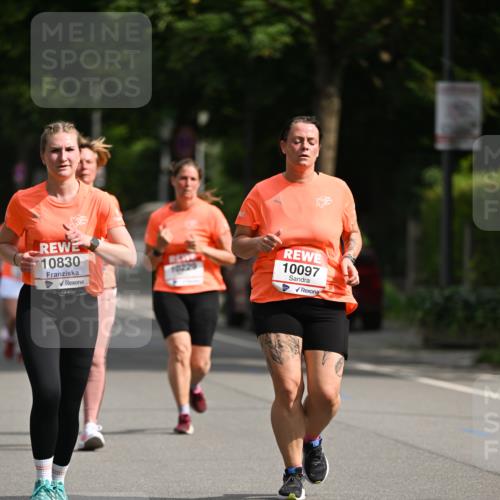 15.06.2025 - REWE Women's Run Dr. Thomas Lammeyer http://msf.ph/oto/7954586 15.06.2025 09:44:24 Laufen 10830, 10097 meine-sportfotos.de