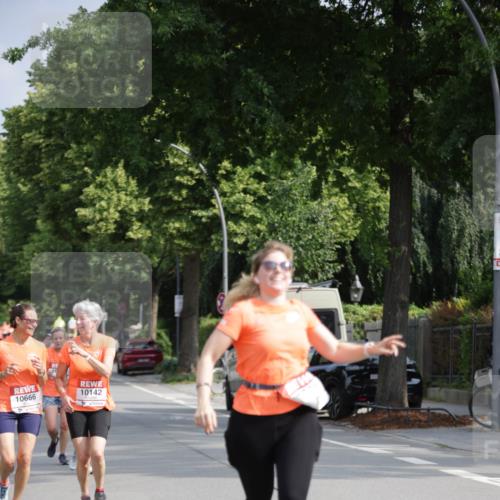 15.06.2025 - REWE Women's Run Jannik Wohlers http://msf.ph/oto/7954590 15.06.2025 08:49:48 Laufen 10666, 10142 meine-sportfotos.de