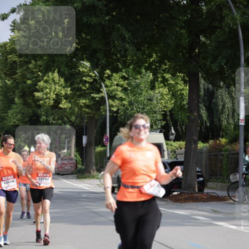 15.06.2025 - REWE Women's Run Jannik Wohlers http://msf.ph/oto/7954594 15.06.2025 08:49:48 Laufen 10666, 10142 meine-sportfotos.de