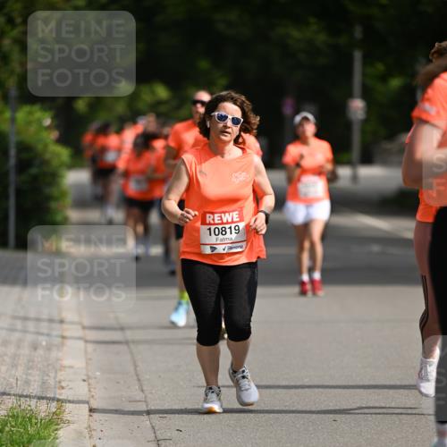 15.06.2025 - REWE Women's Run Dr. Thomas Lammeyer http://msf.ph/oto/7954614 15.06.2025 09:44:26 Laufen 10819 meine-sportfotos.de