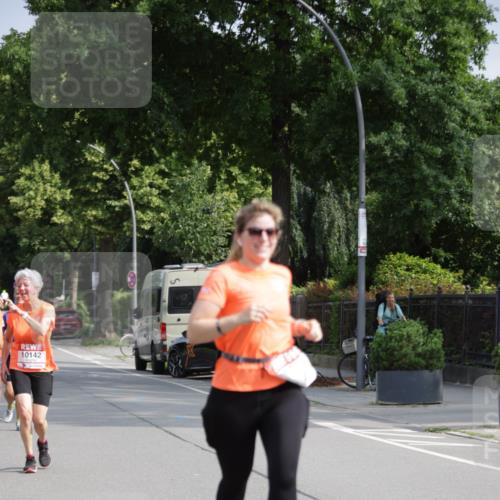 15.06.2025 - REWE Women's Run Jannik Wohlers http://msf.ph/oto/7954617 15.06.2025 08:49:49 Laufen 10142 meine-sportfotos.de