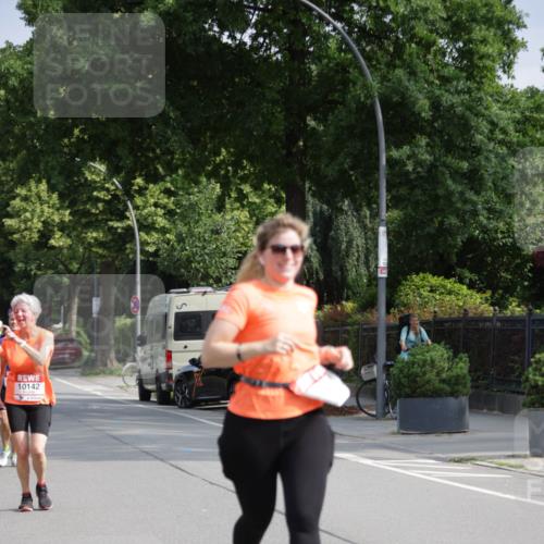 15.06.2025 - REWE Women's Run Jannik Wohlers http://msf.ph/oto/7954620 15.06.2025 08:49:49 Laufen 10142 meine-sportfotos.de