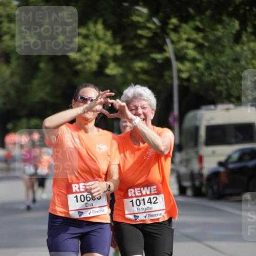 15.06.2025 - REWE Women's Run Jannik Wohlers http://msf.ph/oto/7954630 15.06.2025 08:49:51 Laufen 1066, 10142 meine-sportfotos.de