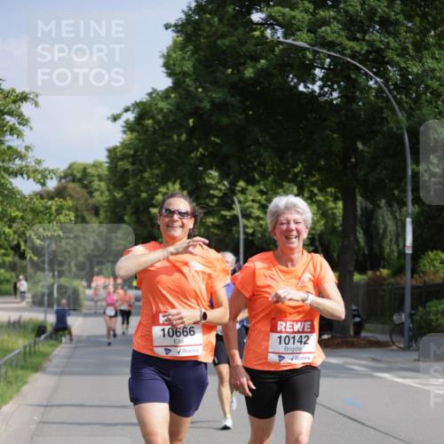 15.06.2025 - REWE Women's Run Jannik Wohlers http://msf.ph/oto/7954659 15.06.2025 08:49:52 Laufen 10666, 10142 meine-sportfotos.de