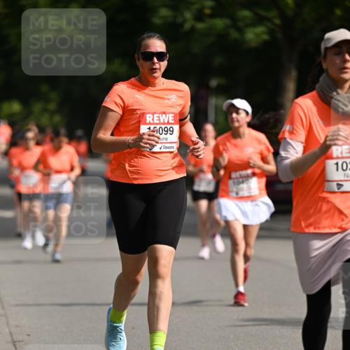 15.06.2025 - REWE Women's Run Dr. Thomas Lammeyer http://msf.ph/oto/7954671 15.06.2025 09:44:31 Laufen 099 meine-sportfotos.de
