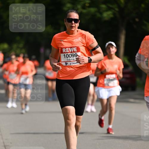 15.06.2025 - REWE Women's Run Dr. Thomas Lammeyer http://msf.ph/oto/7954679 15.06.2025 09:44:32 Laufen 10099 meine-sportfotos.de