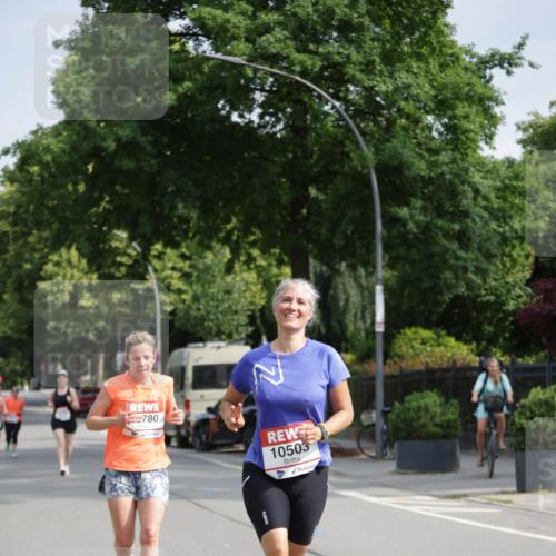 15.06.2025 - REWE Women's Run Jannik Wohlers http://msf.ph/oto/7954691 15.06.2025 08:49:54 Laufen 2, 780, 10503 meine-sportfotos.de