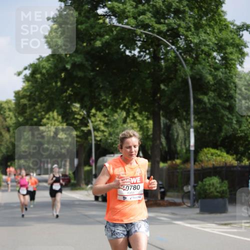 15.06.2025 - REWE Women's Run Jannik Wohlers http://msf.ph/oto/7954707 15.06.2025 08:49:55 Laufen 0780 meine-sportfotos.de