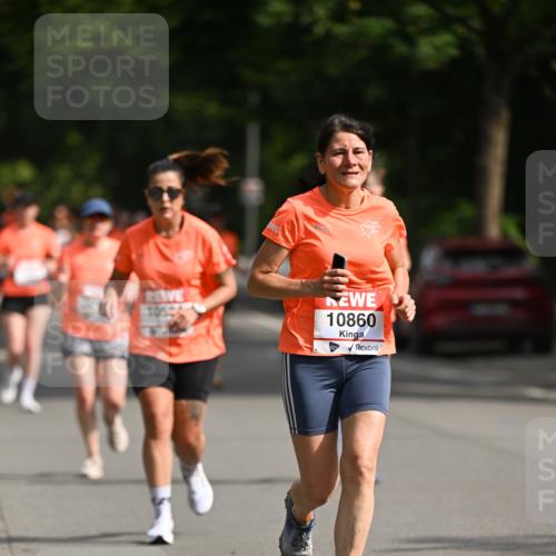 15.06.2025 - REWE Women's Run Dr. Thomas Lammeyer http://msf.ph/oto/7954732 15.06.2025 09:44:37 Laufen 10860 meine-sportfotos.de