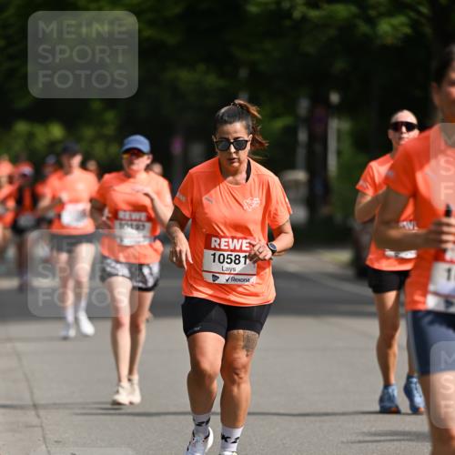 15.06.2025 - REWE Women's Run Dr. Thomas Lammeyer http://msf.ph/oto/7954745 15.06.2025 09:44:38 Laufen 10581 meine-sportfotos.de