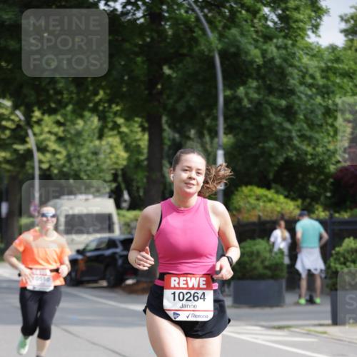 15.06.2025 - REWE Women's Run Jannik Wohlers http://msf.ph/oto/7954799 15.06.2025 08:50:02 Laufen 10264 meine-sportfotos.de