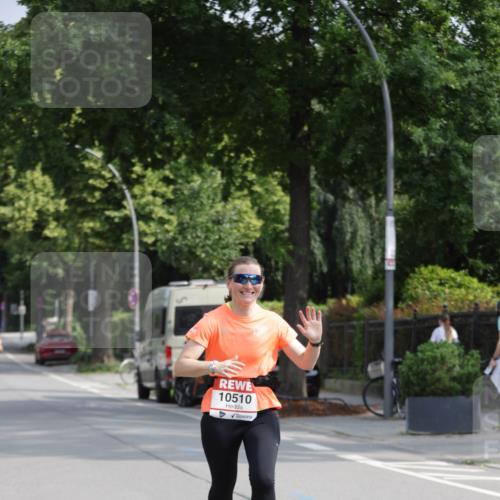 15.06.2025 - REWE Women's Run Jannik Wohlers http://msf.ph/oto/7954824 15.06.2025 08:50:03 Laufen 10510 meine-sportfotos.de