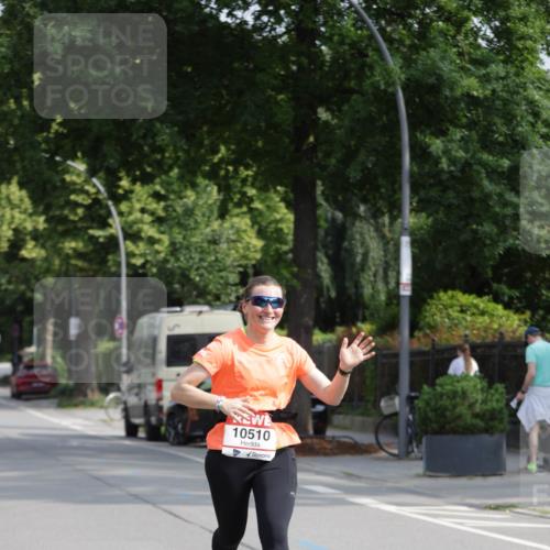 15.06.2025 - REWE Women's Run Jannik Wohlers http://msf.ph/oto/7954828 15.06.2025 08:50:04 Laufen 10510 meine-sportfotos.de