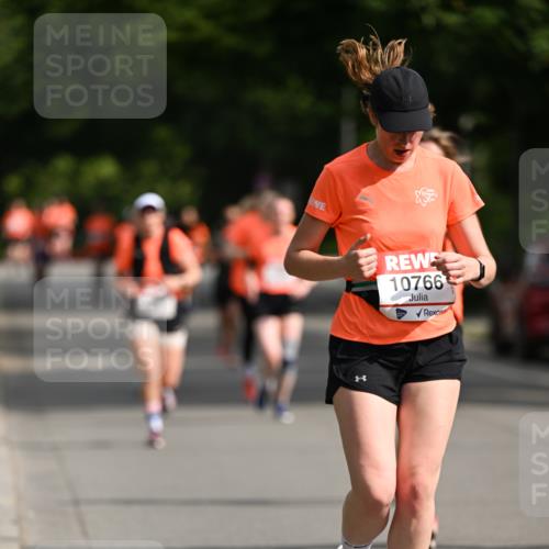 15.06.2025 - REWE Women's Run Dr. Thomas Lammeyer http://msf.ph/oto/7954845 15.06.2025 09:44:45 Laufen 10766 meine-sportfotos.de