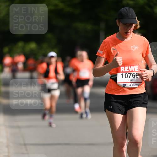 15.06.2025 - REWE Women's Run Dr. Thomas Lammeyer http://msf.ph/oto/7954853 15.06.2025 09:44:45 Laufen 10766 meine-sportfotos.de