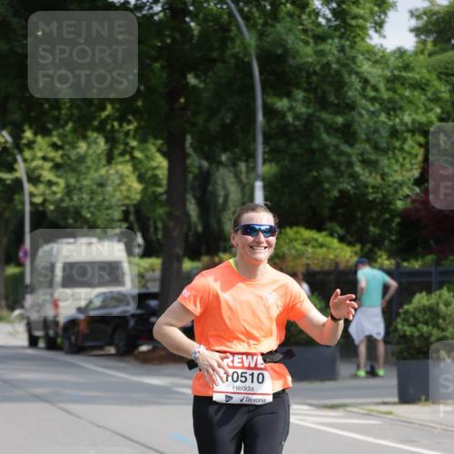 15.06.2025 - REWE Women's Run Jannik Wohlers http://msf.ph/oto/7954855 15.06.2025 08:50:04 Laufen 10510 meine-sportfotos.de