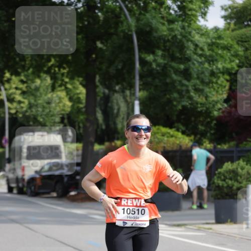 15.06.2025 - REWE Women's Run Jannik Wohlers http://msf.ph/oto/7954856 15.06.2025 08:50:04 Laufen 10510 meine-sportfotos.de