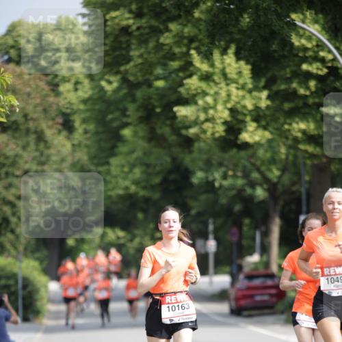 15.06.2025 - REWE Women's Run Jannik Wohlers http://msf.ph/oto/7954868 15.06.2025 08:50:14 Laufen 10163 meine-sportfotos.de