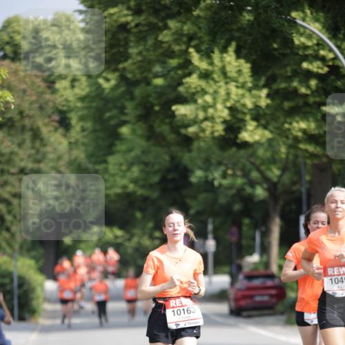 15.06.2025 - REWE Women's Run Jannik Wohlers http://msf.ph/oto/7954871 15.06.2025 08:50:14 Laufen 10163 meine-sportfotos.de