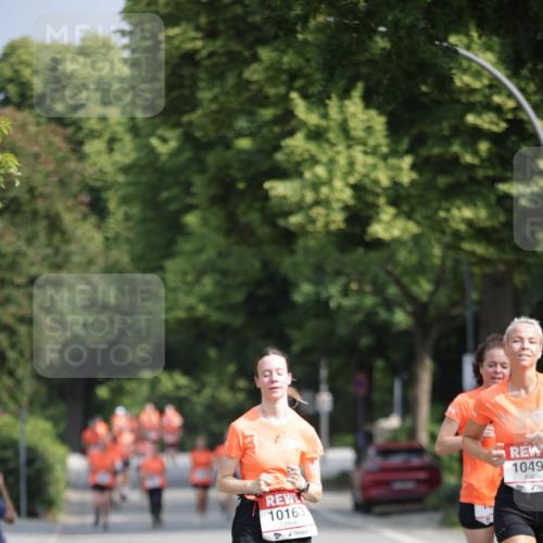 15.06.2025 - REWE Women's Run Jannik Wohlers http://msf.ph/oto/7954872 15.06.2025 08:50:14 Laufen 10163, 1049 meine-sportfotos.de