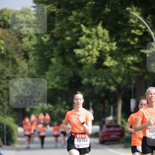 15.06.2025 - REWE Women's Run Jannik Wohlers http://msf.ph/oto/7954877 15.06.2025 08:50:14 Laufen 10163, 104 meine-sportfotos.de