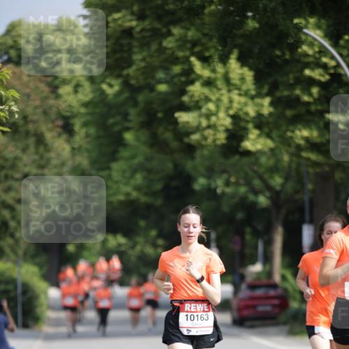 15.06.2025 - REWE Women's Run Jannik Wohlers http://msf.ph/oto/7954879 15.06.2025 08:50:14 Laufen 10163 meine-sportfotos.de