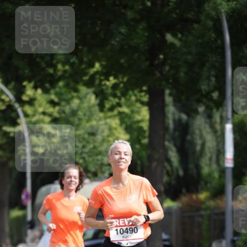 15.06.2025 - REWE Women's Run Jannik Wohlers http://msf.ph/oto/7954917 15.06.2025 08:50:16 Laufen 10490 meine-sportfotos.de