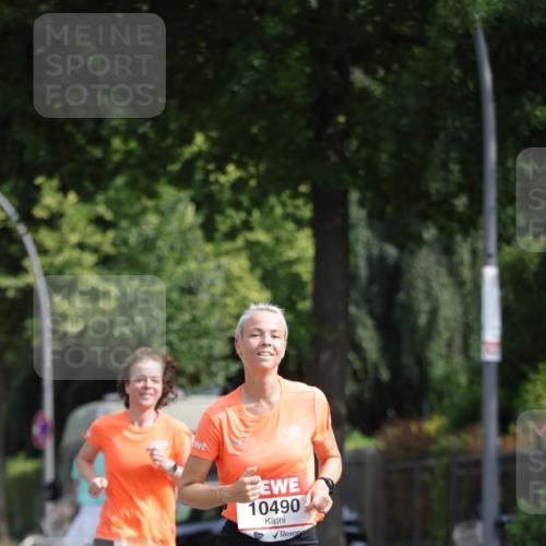 15.06.2025 - REWE Women's Run Jannik Wohlers http://msf.ph/oto/7954919 15.06.2025 08:50:16 Laufen 10490 meine-sportfotos.de