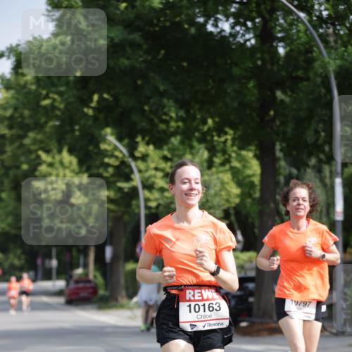 15.06.2025 - REWE Women's Run Jannik Wohlers http://msf.ph/oto/7954940 15.06.2025 08:50:18 Laufen 10163, 97 meine-sportfotos.de