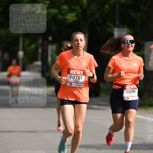 15.06.2025 - REWE Women's Run Dr. Thomas Lammeyer http://msf.ph/oto/7954979 15.06.2025 09:44:55 Laufen 10781, 10095 meine-sportfotos.de