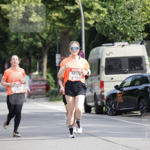 15.06.2025 - REWE Women's Run Jannik Wohlers http://msf.ph/oto/7954986 15.06.2025 08:50:33 Laufen 10853, 10854, 10176 meine-sportfotos.de