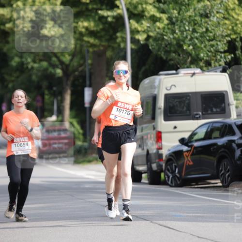 15.06.2025 - REWE Women's Run Jannik Wohlers http://msf.ph/oto/7954990 15.06.2025 08:50:33 Laufen 10853, 10854, 10176 meine-sportfotos.de