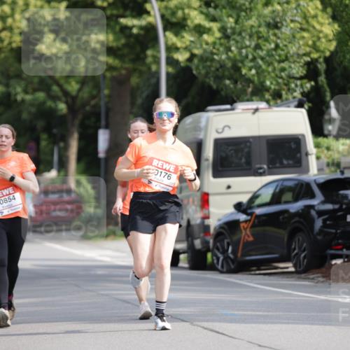 15.06.2025 - REWE Women's Run Jannik Wohlers http://msf.ph/oto/7954995 15.06.2025 08:50:33 Laufen 853, 10854, 0176 meine-sportfotos.de