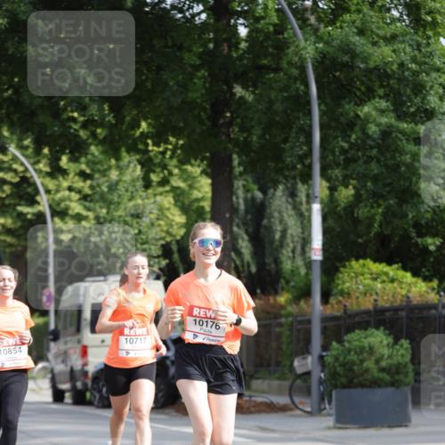 15.06.2025 - REWE Women's Run Jannik Wohlers http://msf.ph/oto/7955011 15.06.2025 08:50:36 Laufen 10176, 10854, 10717 meine-sportfotos.de