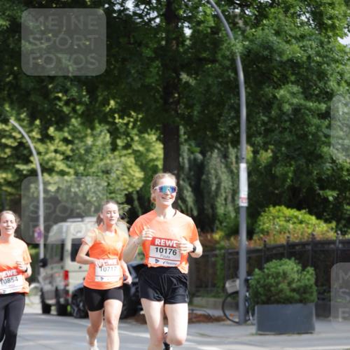 15.06.2025 - REWE Women's Run Jannik Wohlers http://msf.ph/oto/7955013 15.06.2025 08:50:36 Laufen 10176 meine-sportfotos.de