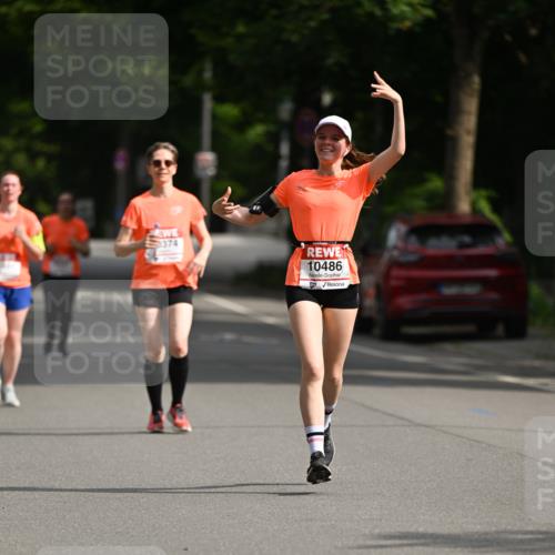 15.06.2025 - REWE Women's Run Dr. Thomas Lammeyer http://msf.ph/oto/7955014 15.06.2025 09:45:04 Laufen 0374, 10486 meine-sportfotos.de