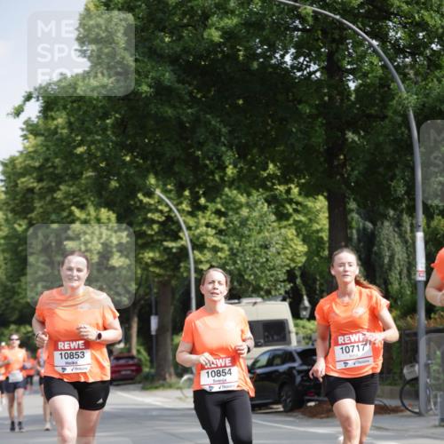 15.06.2025 - REWE Women's Run Jannik Wohlers http://msf.ph/oto/7955032 15.06.2025 08:50:37 Laufen 10853, 10854, 10717 meine-sportfotos.de