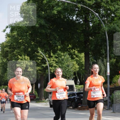 15.06.2025 - REWE Women's Run Jannik Wohlers http://msf.ph/oto/7955040 15.06.2025 08:50:37 Laufen 10853, 10854, 10717 meine-sportfotos.de