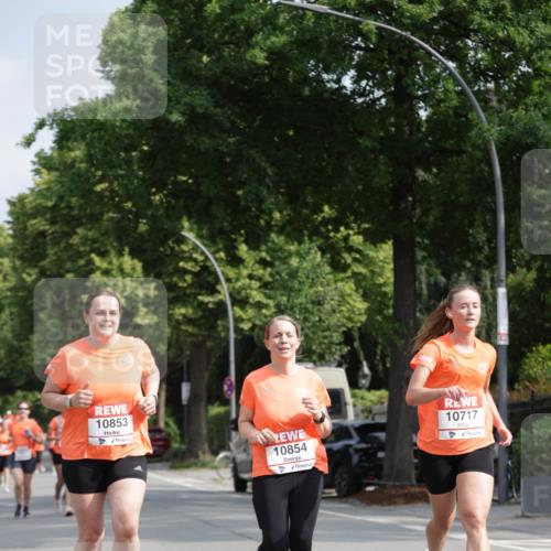 15.06.2025 - REWE Women's Run Jannik Wohlers http://msf.ph/oto/7955044 15.06.2025 08:50:37 Laufen 10853, 10854, 10717 meine-sportfotos.de