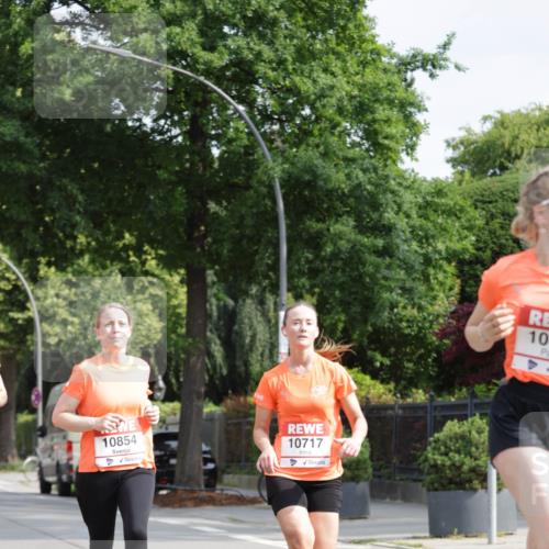 15.06.2025 - REWE Women's Run Jannik Wohlers http://msf.ph/oto/7955049 15.06.2025 08:50:38 Laufen 10854, 10717 meine-sportfotos.de