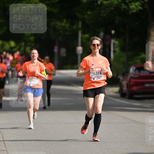 15.06.2025 - REWE Women's Run Dr. Thomas Lammeyer http://msf.ph/oto/7955053 15.06.2025 09:45:07 Laufen 10371, 0374 meine-sportfotos.de