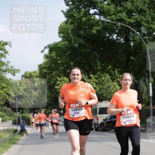 15.06.2025 - REWE Women's Run Jannik Wohlers http://msf.ph/oto/7955063 15.06.2025 08:50:38 Laufen 10853, 10854 meine-sportfotos.de