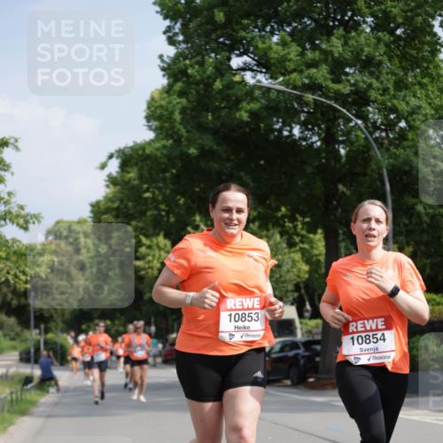 15.06.2025 - REWE Women's Run Jannik Wohlers http://msf.ph/oto/7955076 15.06.2025 08:50:39 Laufen 10853, 10854 meine-sportfotos.de
